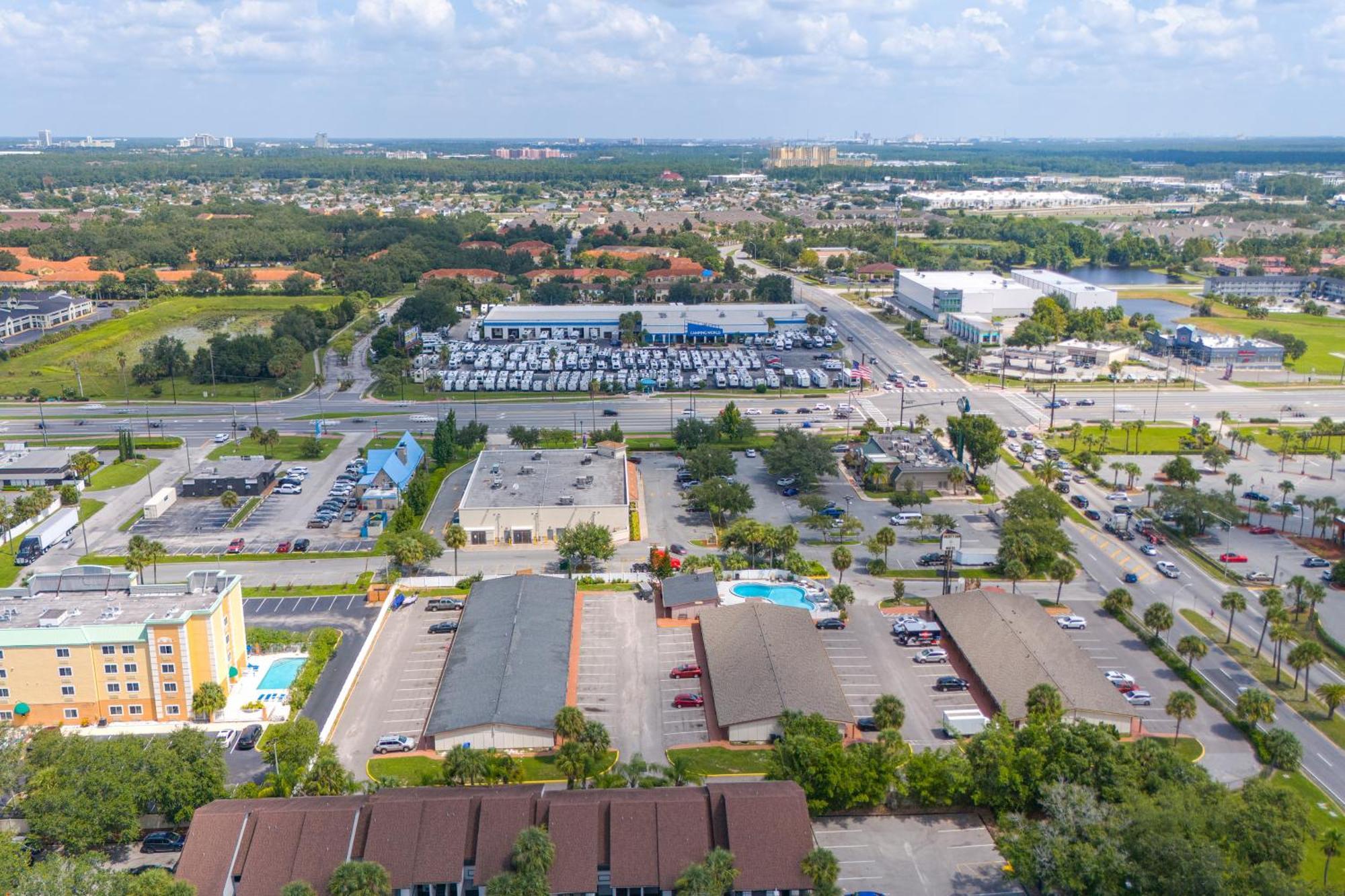 Liberty Garden Inn By Oyo Kissimmee Near Disney World Celebration Exterior photo